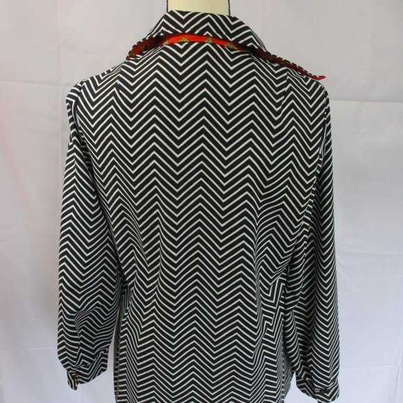 Vintage Black and White Stripe Button Up Shirt - Picture 7 of 8